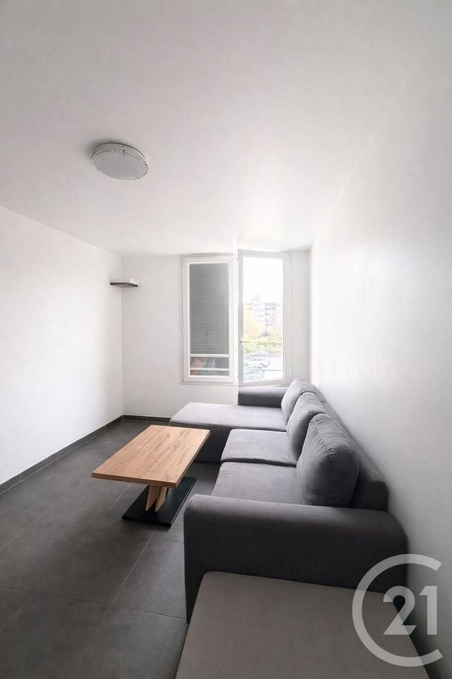 Appartement T2 à vendre - 2 pièces - 42.35 m2 - TRAPPES - 78 - ILE-DE-FRANCE - Century 21 Asf Immo