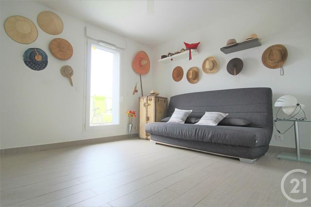 Afficher la photo en grand Appartement F4 à vendre - 4 pièces - 96.11 m2 - TRAPPES - 78 - ILE-DE-FRANCE - Century 21 Asf Immo