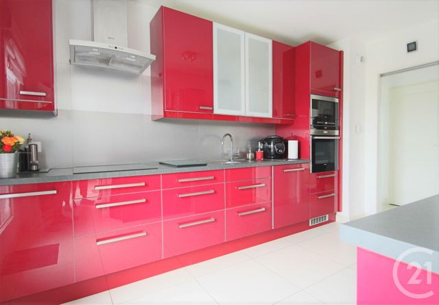 Afficher la photo en grand Appartement F4 à vendre - 4 pièces - 96.11 m2 - TRAPPES - 78 - ILE-DE-FRANCE - Century 21 Asf Immo