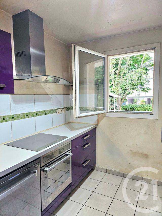 Appartement F3 à vendre - 3 pièces - 68.0 m2 - TRAPPES - 78 - ILE-DE-FRANCE - Century 21 Asf Immo