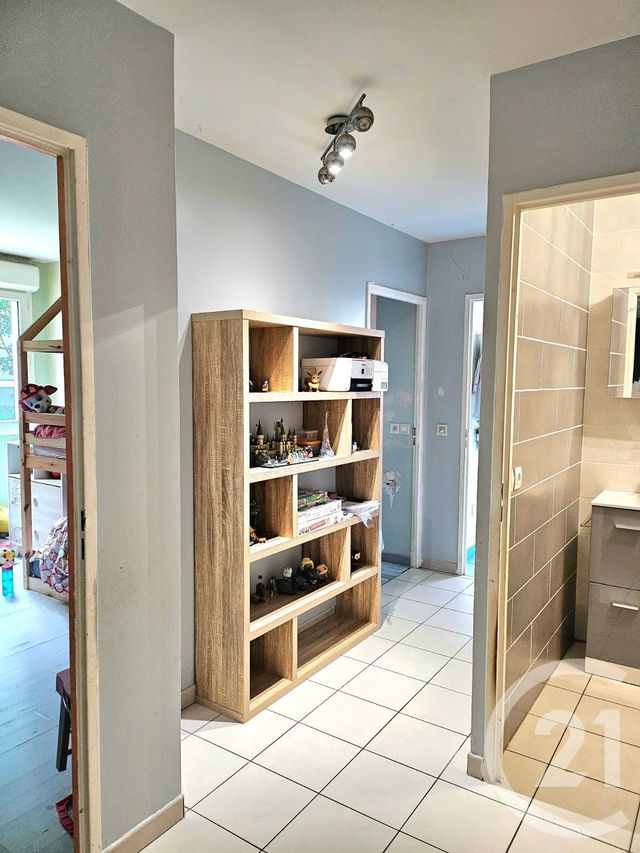 Appartement F3 à vendre - 3 pièces - 68.0 m2 - TRAPPES - 78 - ILE-DE-FRANCE - Century 21 Asf Immo