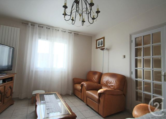 Afficher la photo en grand maison à vendre - 7 pièces - 126.87 m2 - TRAPPES - 78 - ILE-DE-FRANCE - Century 21 Asf Immo