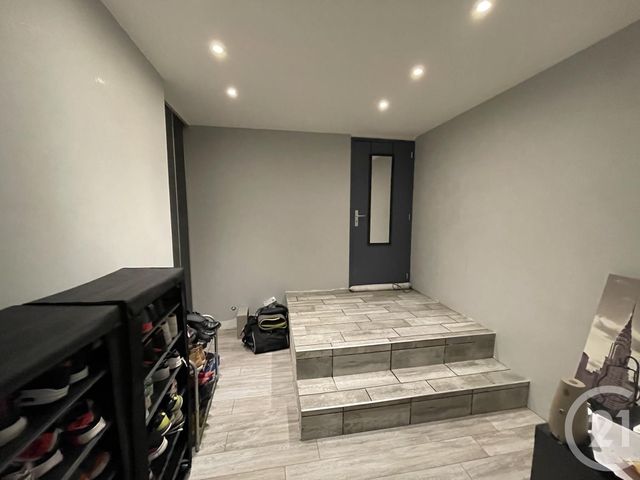 Afficher la photo en grand Appartement F3 à vendre - 3 pièces - 87.9 m2 - COIGNIERES - 78 - ILE-DE-FRANCE - Century 21 Asf Immo