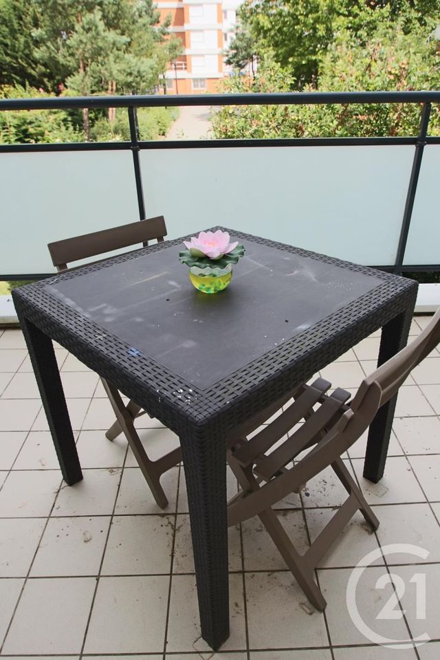 Afficher la photo en grand Appartement F3 à vendre - 3 pièces - 67.0 m2 - TRAPPES - 78 - ILE-DE-FRANCE - Century 21 Asf Immo