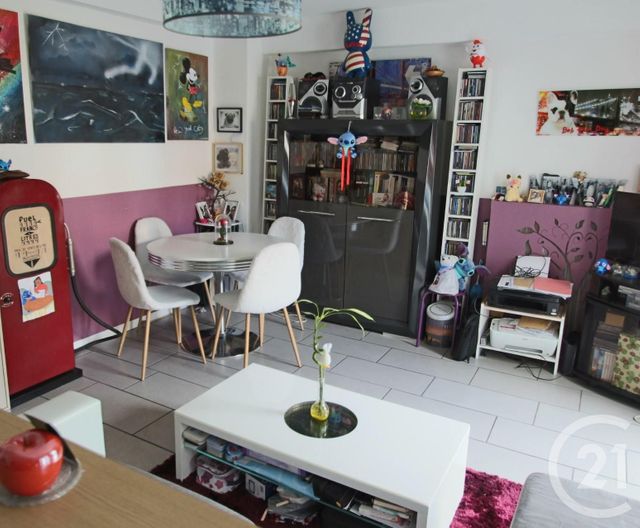 Afficher la photo en grand Appartement F3 à vendre - 3 pièces - 67.0 m2 - TRAPPES - 78 - ILE-DE-FRANCE - Century 21 Asf Immo