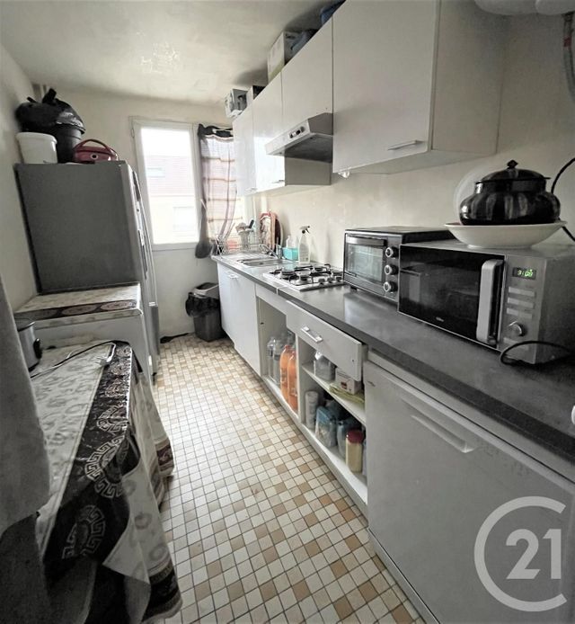 Afficher la photo en grand Appartement F5 à vendre - 5 pièces - 81.88 m2 - TRAPPES - 78 - ILE-DE-FRANCE - Century 21 Asf Immo