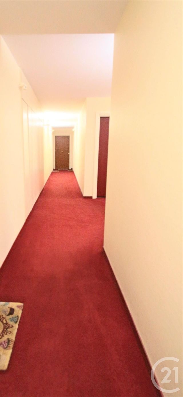 Afficher la photo en grand Appartement F4 à vendre - 4 pièces - 76.35 m2 - TRAPPES - 78 - ILE-DE-FRANCE - Century 21 Asf Immo