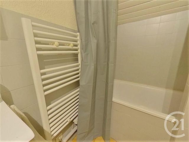 Afficher la photo en grand appartement à vendre - 2 pièces - 21.04 m2 - TRAPPES - 78 - ILE-DE-FRANCE - Century 21 Asf Immo