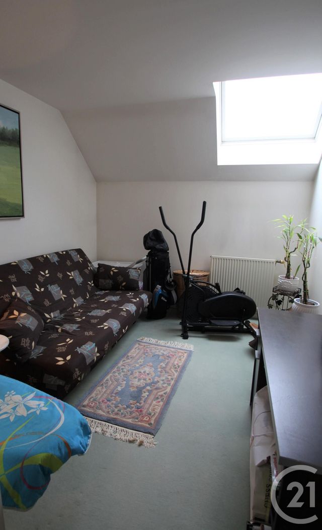 Afficher la photo en grand Appartement F4 à vendre - 4 pièces - 100.01 m2 - TRAPPES - 78 - ILE-DE-FRANCE - Century 21 Asf Immo