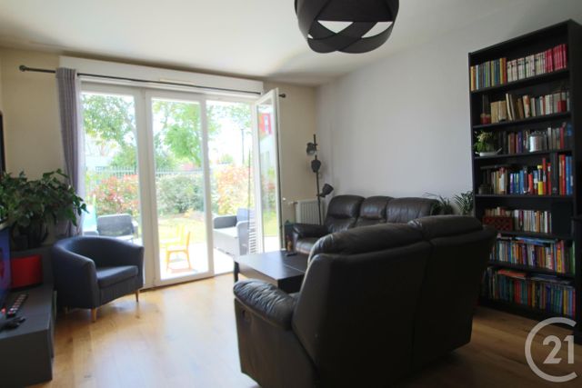 Afficher la photo en grand Appartement F4 à vendre - 4 pièces - 81.56 m2 - TRAPPES - 78 - ILE-DE-FRANCE - Century 21 Asf Immo