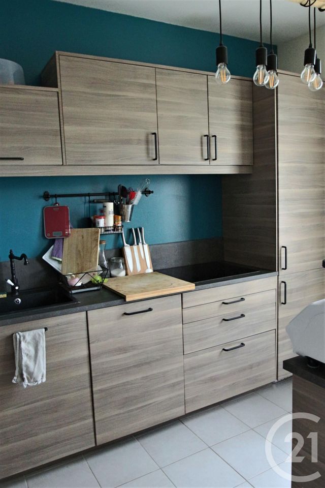 Afficher la photo en grand Appartement F4 à vendre - 4 pièces - 81.56 m2 - TRAPPES - 78 - ILE-DE-FRANCE - Century 21 Asf Immo