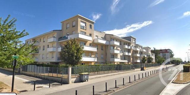 Afficher la photo en grand Appartement F4 à vendre - 4 pièces - 77.1 m2 - TRAPPES - 78 - ILE-DE-FRANCE - Century 21 Asf Immo