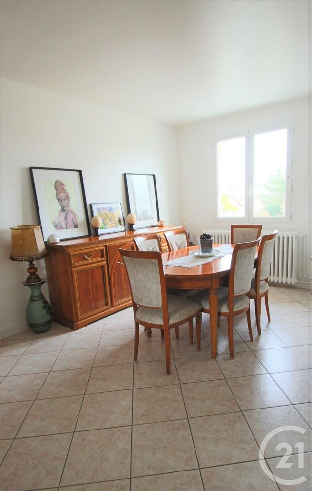 Appartement F5 à vendre - 5 pièces - 110.0 m2 - LA VERRIERE - 78 - ILE-DE-FRANCE - Century 21 Asf Immo Appartement F5 à vendre - 5 pièces - 110.0 m2 - LA VERRIERE - 78 - ILE-DE-FRANCE - Century 21 Asf Immo