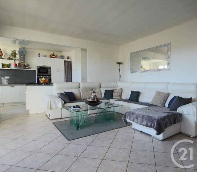 Appartement F5 à vendre - 5 pièces - 110.0 m2 - LA VERRIERE - 78 - ILE-DE-FRANCE - Century 21 Asf Immo Appartement F5 à vendre - 5 pièces - 110.0 m2 - LA VERRIERE - 78 - ILE-DE-FRANCE - Century 21 Asf Immo