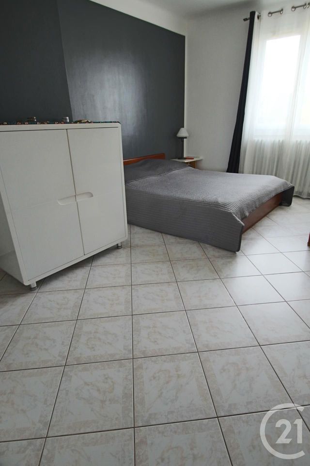 Appartement F5 à vendre - 5 pièces - 110.0 m2 - LA VERRIERE - 78 - ILE-DE-FRANCE - Century 21 Asf Immo Appartement F5 à vendre - 5 pièces - 110.0 m2 - LA VERRIERE - 78 - ILE-DE-FRANCE - Century 21 Asf Immo
