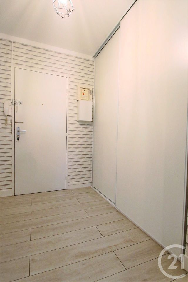 Appartement F3 à vendre - 3 pièces - 70.0 m2 - TRAPPES - 78 - ILE-DE-FRANCE - Century 21 Asf Immo Appartement F3 à vendre - 3 pièces - 70.0 m2 - TRAPPES - 78 - ILE-DE-FRANCE - Century 21 Asf Immo