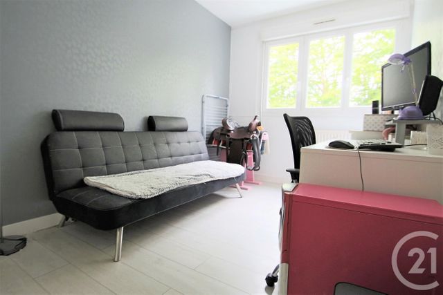 Appartement F3 à vendre - 3 pièces - 70.0 m2 - TRAPPES - 78 - ILE-DE-FRANCE - Century 21 Asf Immo Appartement F3 à vendre - 3 pièces - 70.0 m2 - TRAPPES - 78 - ILE-DE-FRANCE - Century 21 Asf Immo