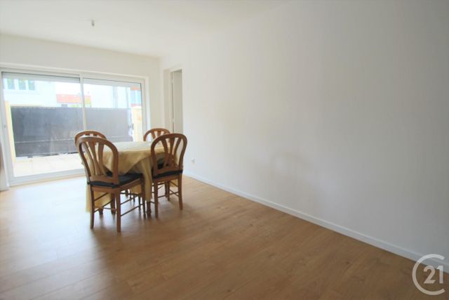 maison à vendre - 3 pièces - 45.0 m2 - TRAPPES - 78 - ILE-DE-FRANCE - Century 21 Asf Immo maison à vendre - 3 pièces - 45.0 m2 - TRAPPES - 78 - ILE-DE-FRANCE - Century 21 Asf Immo
