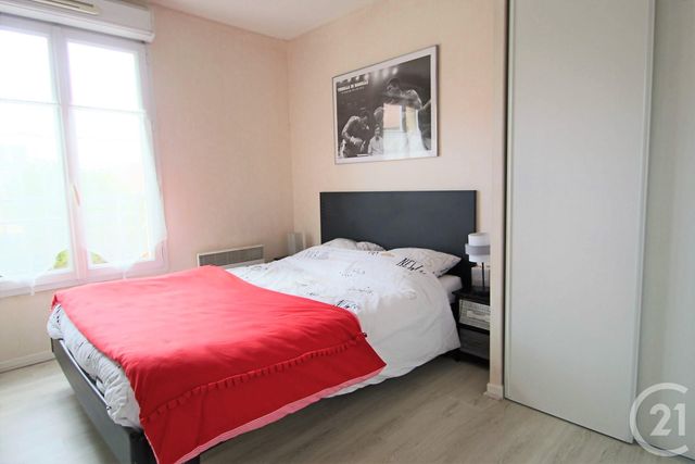 Appartement F1 à vendre - 1 pièce - 28.11 m2 - TRAPPES - 78 - ILE-DE-FRANCE - Century 21 Asf Immo Appartement F1 à vendre - 1 pièce - 28.11 m2 - TRAPPES - 78 - ILE-DE-FRANCE - Century 21 Asf Immo
