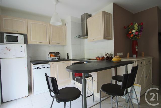 Appartement F2 à louer - 2 pièces - 44.6 m2 - TRAPPES - 78 - ILE-DE-FRANCE - Century 21 Asf Immo Appartement F2 à louer - 2 pièces - 44.6 m2 - TRAPPES - 78 - ILE-DE-FRANCE - Century 21 Asf Immo