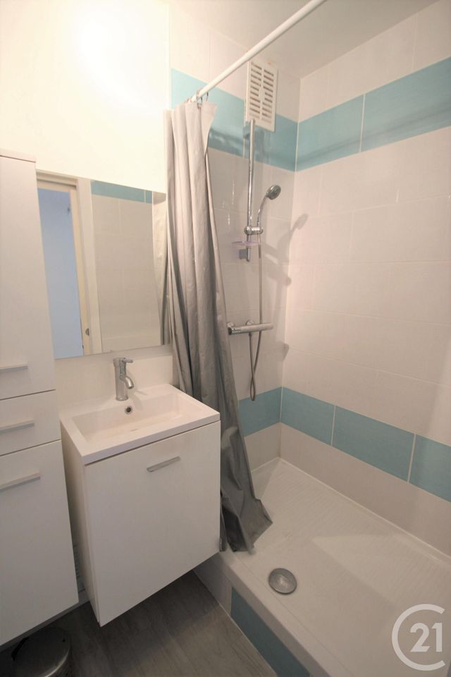 Afficher la photo en grand Appartement F3 à vendre - 3 pièces - 56.15 m2 - TRAPPES - 78 - ILE-DE-FRANCE - Century 21 Asf Immo