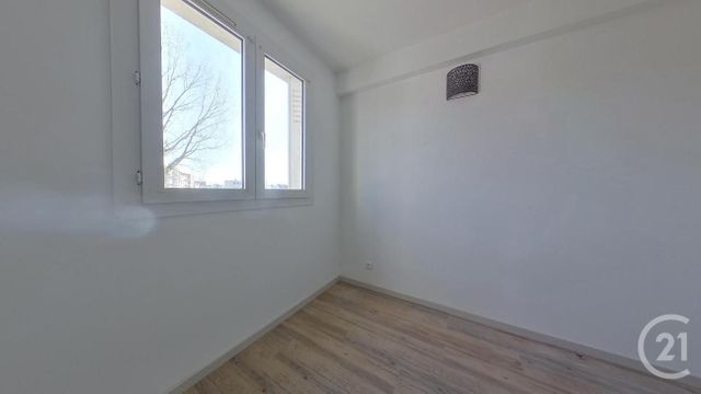 Afficher la photo en grand Appartement F3 à louer - 3 pièces - 51.0 m2 - VILLEPINTE - 93 - ILE-DE-FRANCE - Century 21 Asf Immo