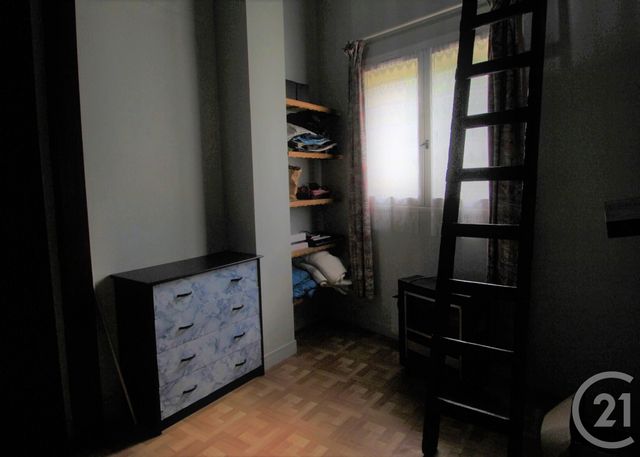 Afficher la photo en grand Appartement F3 à vendre - 3 pièces - 55.67 m2 - TRAPPES - 78 - ILE-DE-FRANCE - Century 21 Asf Immo