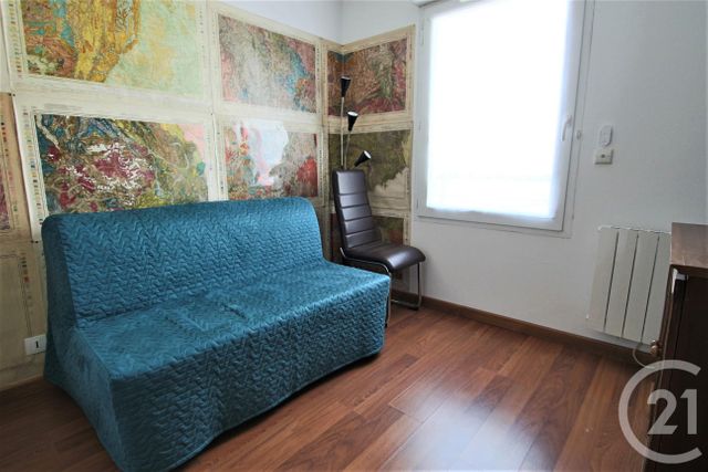 Afficher la photo en grand Appartement F3 à louer - 3 pièces - 64.68 m2 - TRAPPES - 78 - ILE-DE-FRANCE - Century 21 Asf Immo