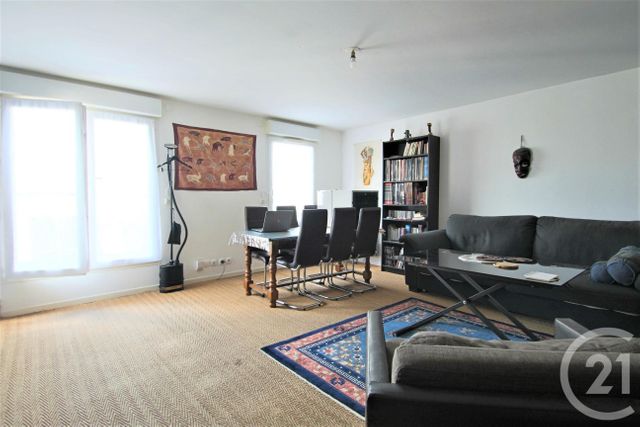 Afficher la photo en grand Appartement F3 à louer - 3 pièces - 64.68 m2 - TRAPPES - 78 - ILE-DE-FRANCE - Century 21 Asf Immo