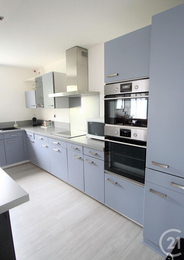 Afficher la photo en grand Appartement F5 à vendre - 5 pièces - 94.63 m2 - TRAPPES - 78 - ILE-DE-FRANCE - Century 21 Asf Immo