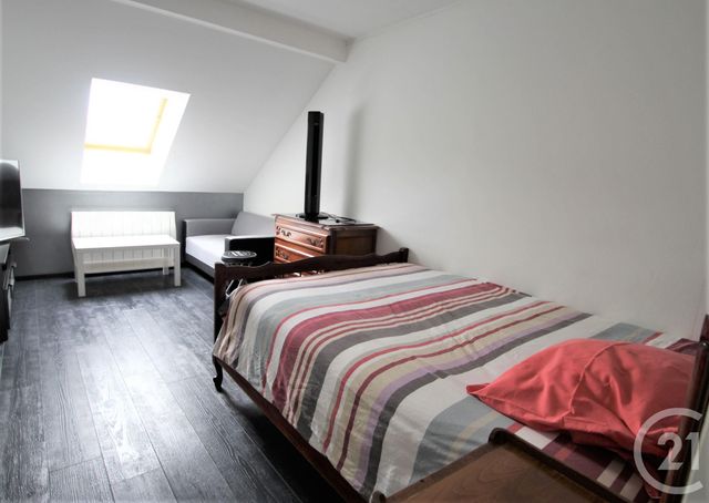 Afficher la photo en grand Appartement F5 à vendre - 5 pièces - 94.63 m2 - TRAPPES - 78 - ILE-DE-FRANCE - Century 21 Asf Immo