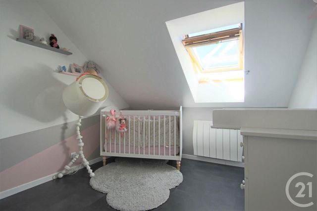Afficher la photo en grand Appartement F5 à vendre - 5 pièces - 94.63 m2 - TRAPPES - 78 - ILE-DE-FRANCE - Century 21 Asf Immo