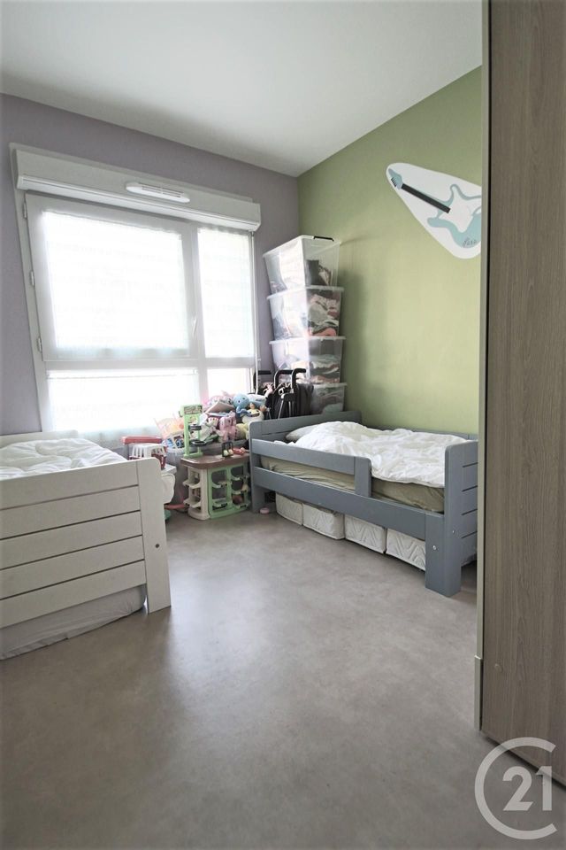 Afficher la photo en grand Appartement F3 à vendre - 3 pièces - 64.0 m2 - TRAPPES - 78 - ILE-DE-FRANCE - Century 21 Asf Immo