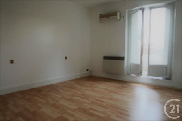 Afficher la photo en grand Appartement F1 à louer - 1 pièce - 27.0 m2 - ST SOUPPLETS - 77 - ILE-DE-FRANCE - Century 21 Asf Immo
