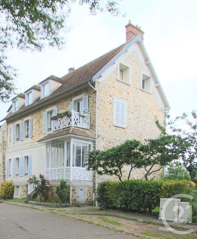 Afficher la photo en grand parking à vendre - 10.0 m2 - TRAPPES - 78 - ILE-DE-FRANCE - Century 21 Asf Immo