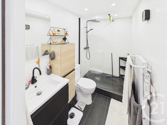 maison à vendre - 5 pièces - 123.0 m2 - TRAPPES - 78 - ILE-DE-FRANCE - Century 21 Asf Immo