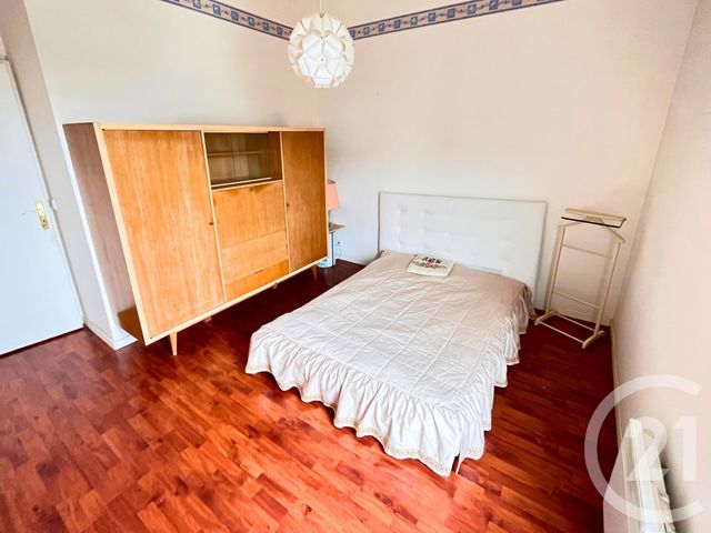 Appartement F5 à vendre - 5 pièces - 110.0 m2 - TRAPPES - 78 - ILE-DE-FRANCE - Century 21 Asf Immo