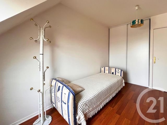 Appartement F5 à vendre - 5 pièces - 110.0 m2 - TRAPPES - 78 - ILE-DE-FRANCE - Century 21 Asf Immo