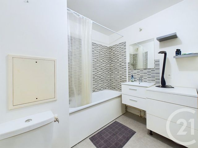 Appartement F1 à vendre - 1 pièce - 23.46 m2 - TRAPPES - 78 - ILE-DE-FRANCE - Century 21 Asf Immo