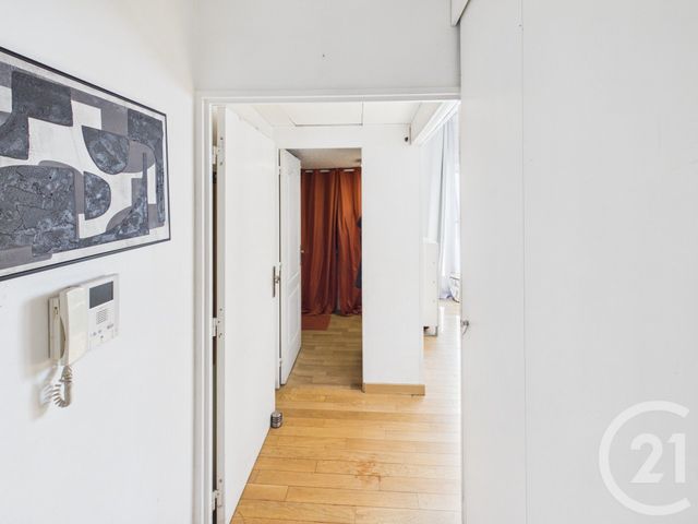 Appartement T5 à vendre - 5 pièces - 106.39 m2 - TRAPPES - 78 - ILE-DE-FRANCE - Century 21 Asf Immo