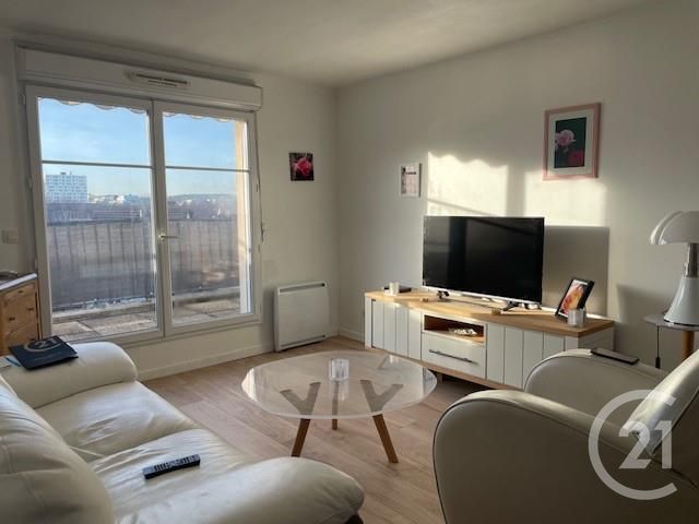 Appartement T3 à vendre - 3 pièces - 61.84 m2 - TRAPPES - 78 - ILE-DE-FRANCE - Century 21 Asf Immo