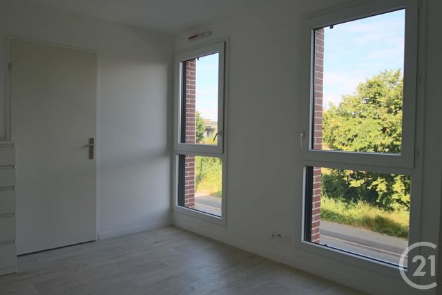 Appartement F2 à louer - 2 pièces - 43.0 m2 - TRAPPES - 78 - ILE-DE-FRANCE - Century 21 Asf Immo