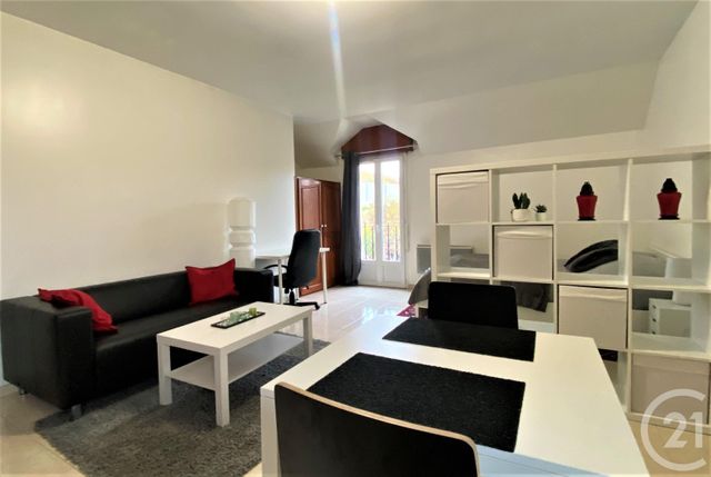 Appartement F1 à louer PLAISIR
