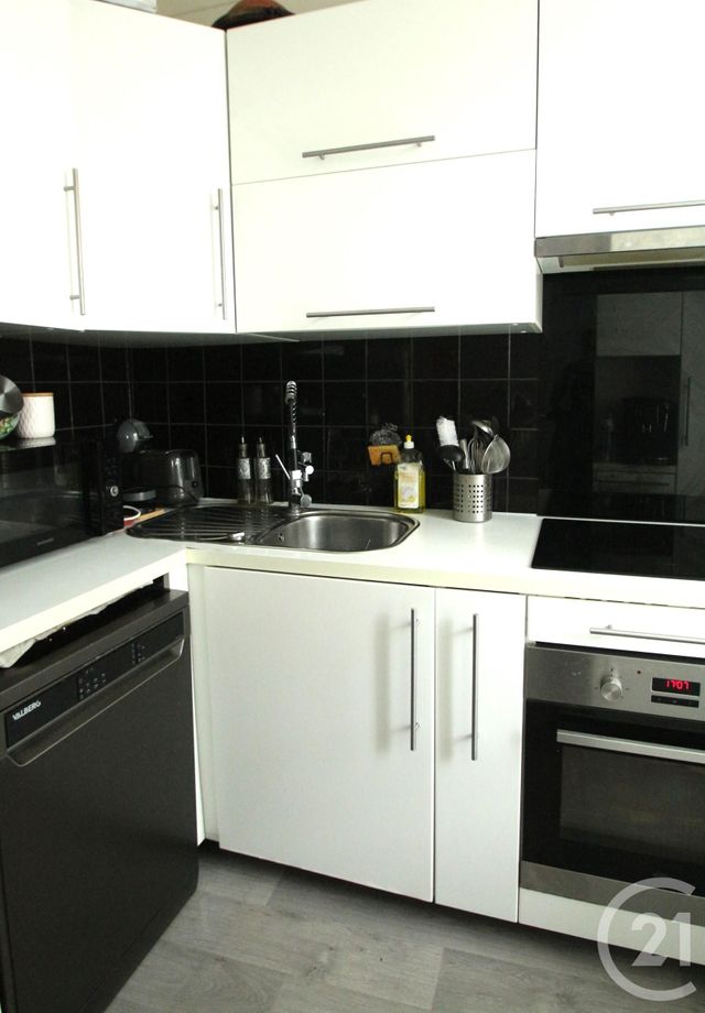 Afficher la photo en grand maison à vendre - 2 pièces - 40.0 m2 - TRAPPES - 78 - ILE-DE-FRANCE - Century 21 Asf Immo