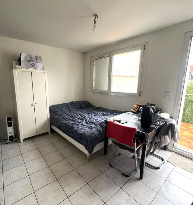 Appartement F1 à vendre - 1 pièce - 18.06 m2 - TRAPPES - 78 - ILE-DE-FRANCE - Century 21 Asf Immo