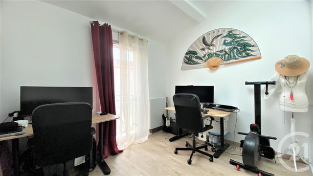 Appartement F4 à vendre - 4 pièces - 93.0 m2 - TRAPPES - 78 - ILE-DE-FRANCE - Century 21 Asf Immo
