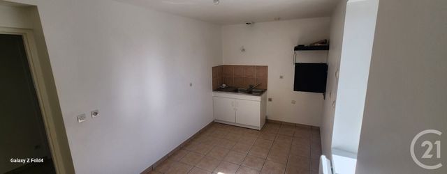 Appartement F3 à louer - 3 pièces - 55.03 m2 - BUSSIERES - 77 - ILE-DE-FRANCE - Century 21 Asf Immo