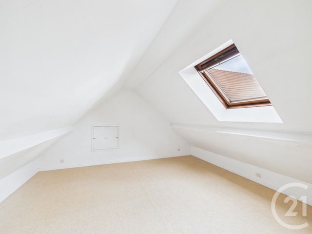 Appartement Triplex à louer - 3 pièces - 41.72 m2 - BUSSIERES - 77 - ILE-DE-FRANCE - Century 21 Asf Immo