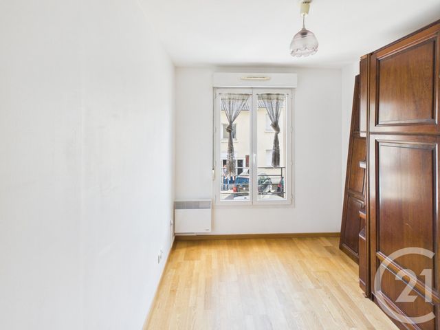 Appartement F3 à vendre - 3 pièces - 64.43 m2 - TRAPPES - 78 - ILE-DE-FRANCE - Century 21 Asf Immo