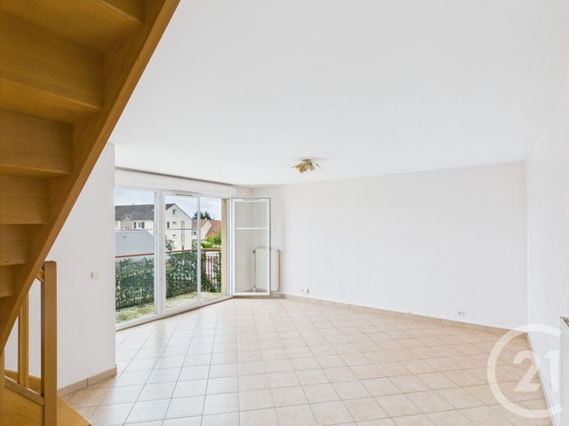 Appartement Duplex à vendre - 4 pièces - 93.0 m2 - TRAPPES - 78 - ILE-DE-FRANCE - Century 21 Asf Immo